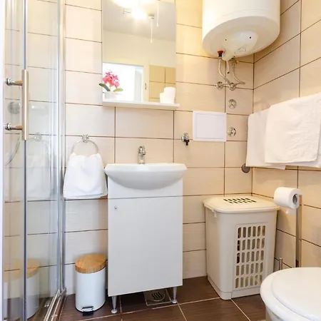 Slavka Apartment *