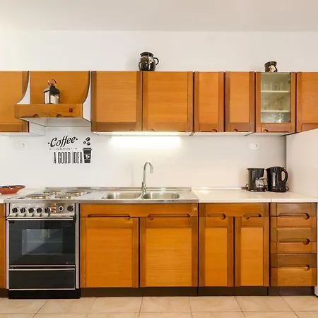 Slavka Apartment Crikvenica